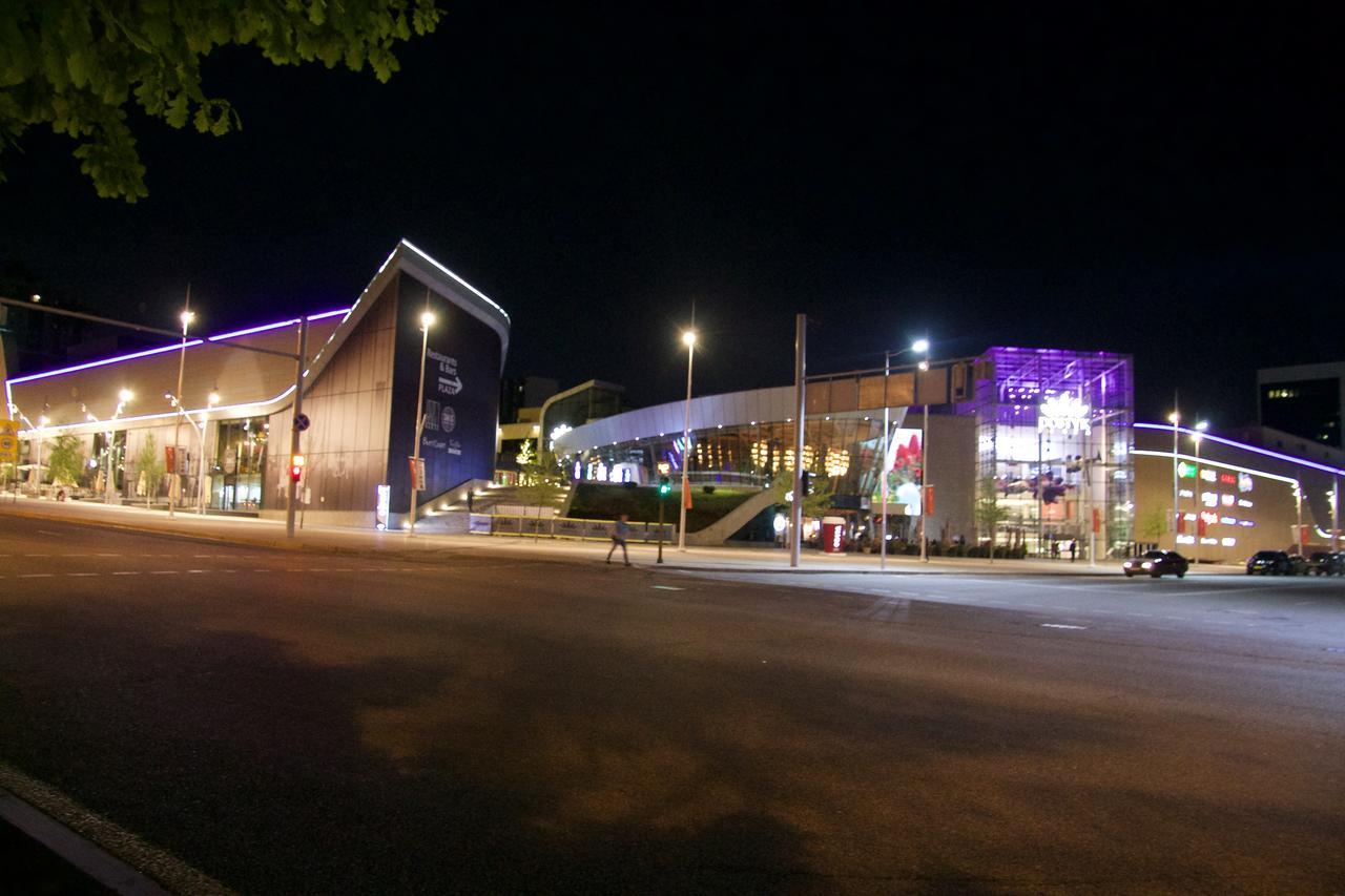 Deluxe Plaza Hotell Alma-Ata Exteriör bild