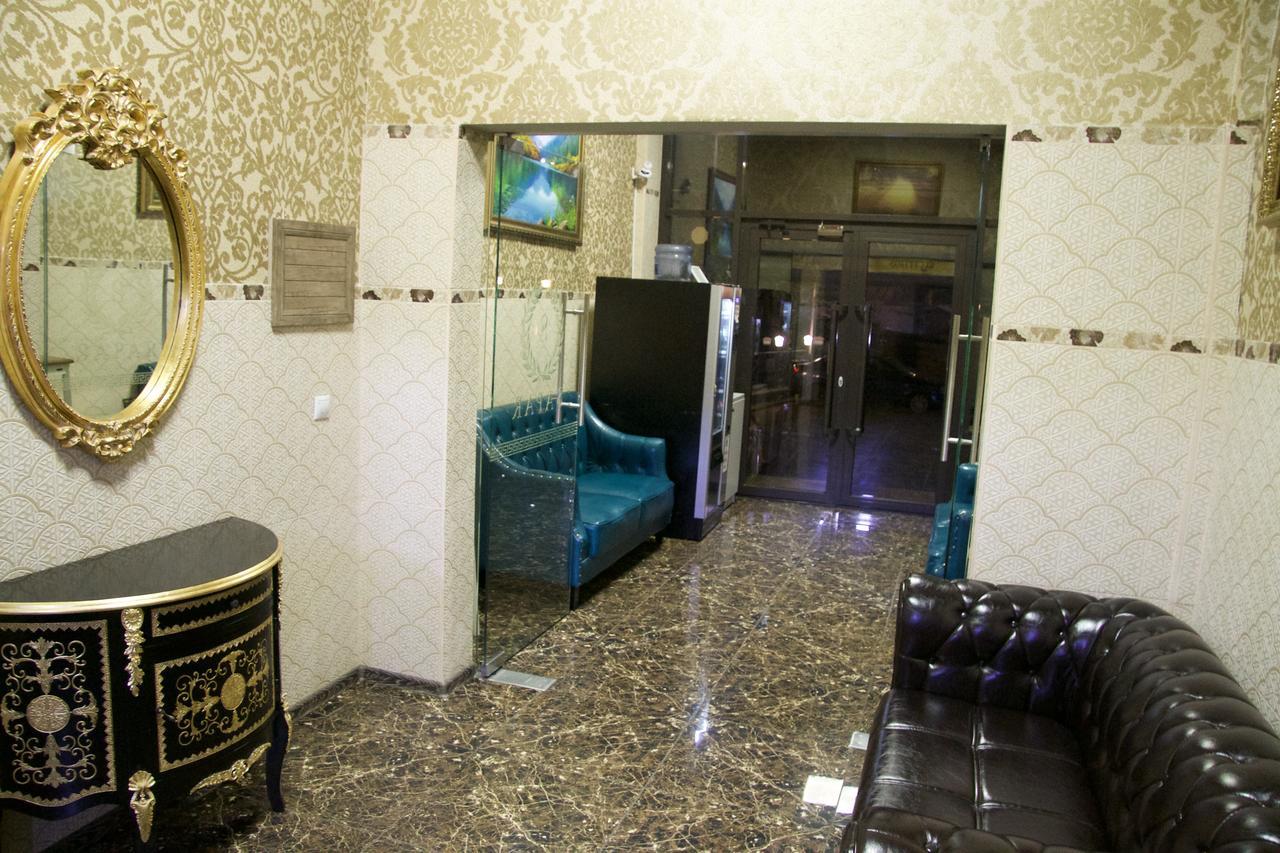 Deluxe Plaza Hotell Alma-Ata Exteriör bild